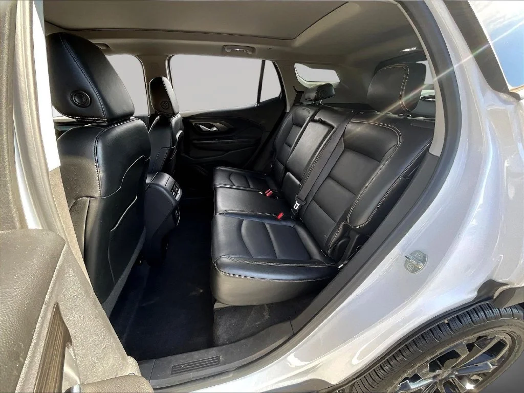 Used 2020 Summit White GMC SLT image 25