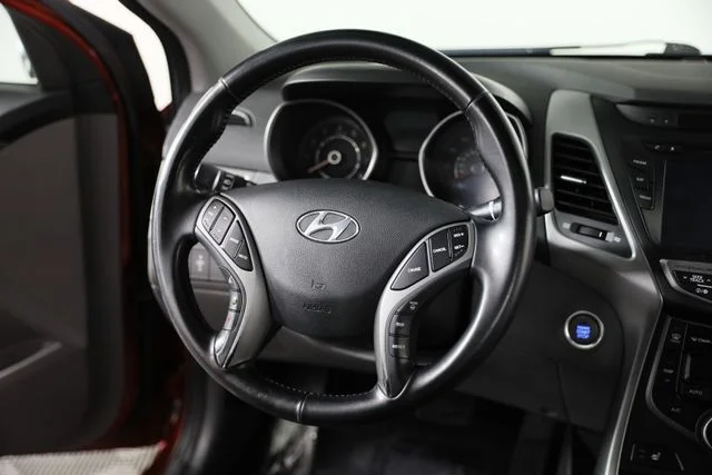 Used 2014 Red Hyundai Limited image 3