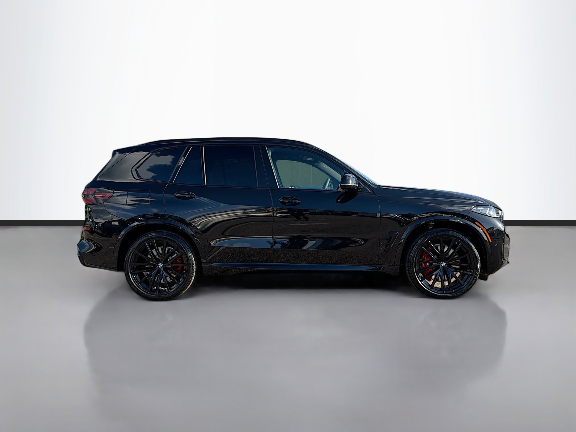 2026 Bmw X5 M60i photo 2