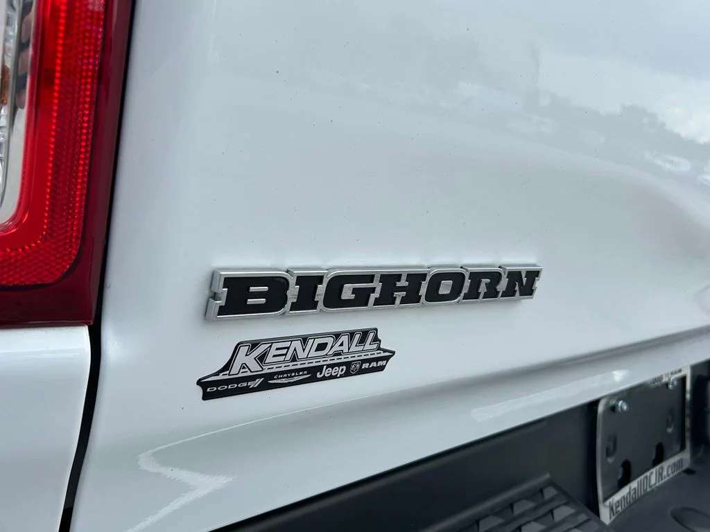 Used 2023 White Ram Big Horn/Lone Star image 30