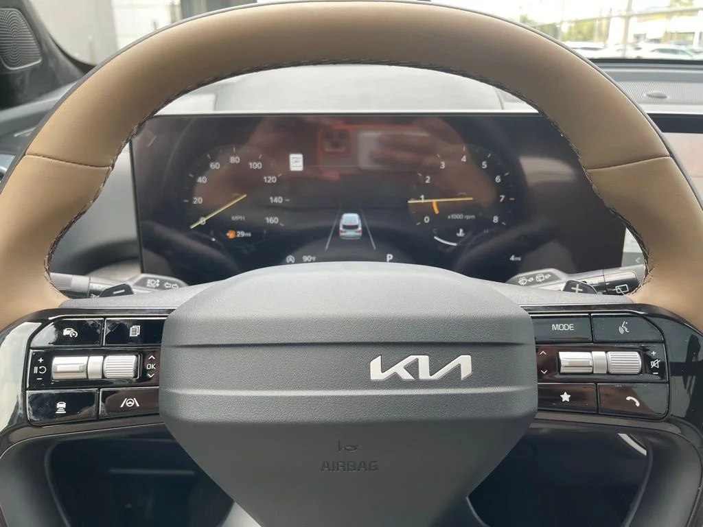 New 2026 White Kia X-Line SX image 12