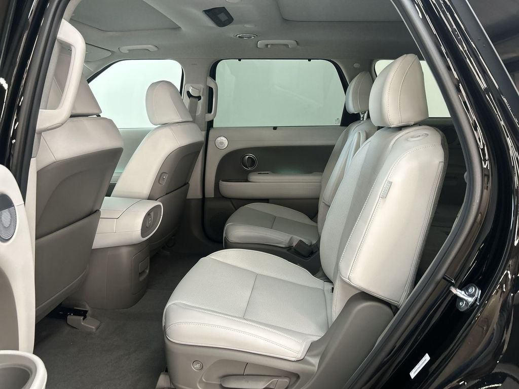 New 2026 Abyss Black Hyundai Limited image 16