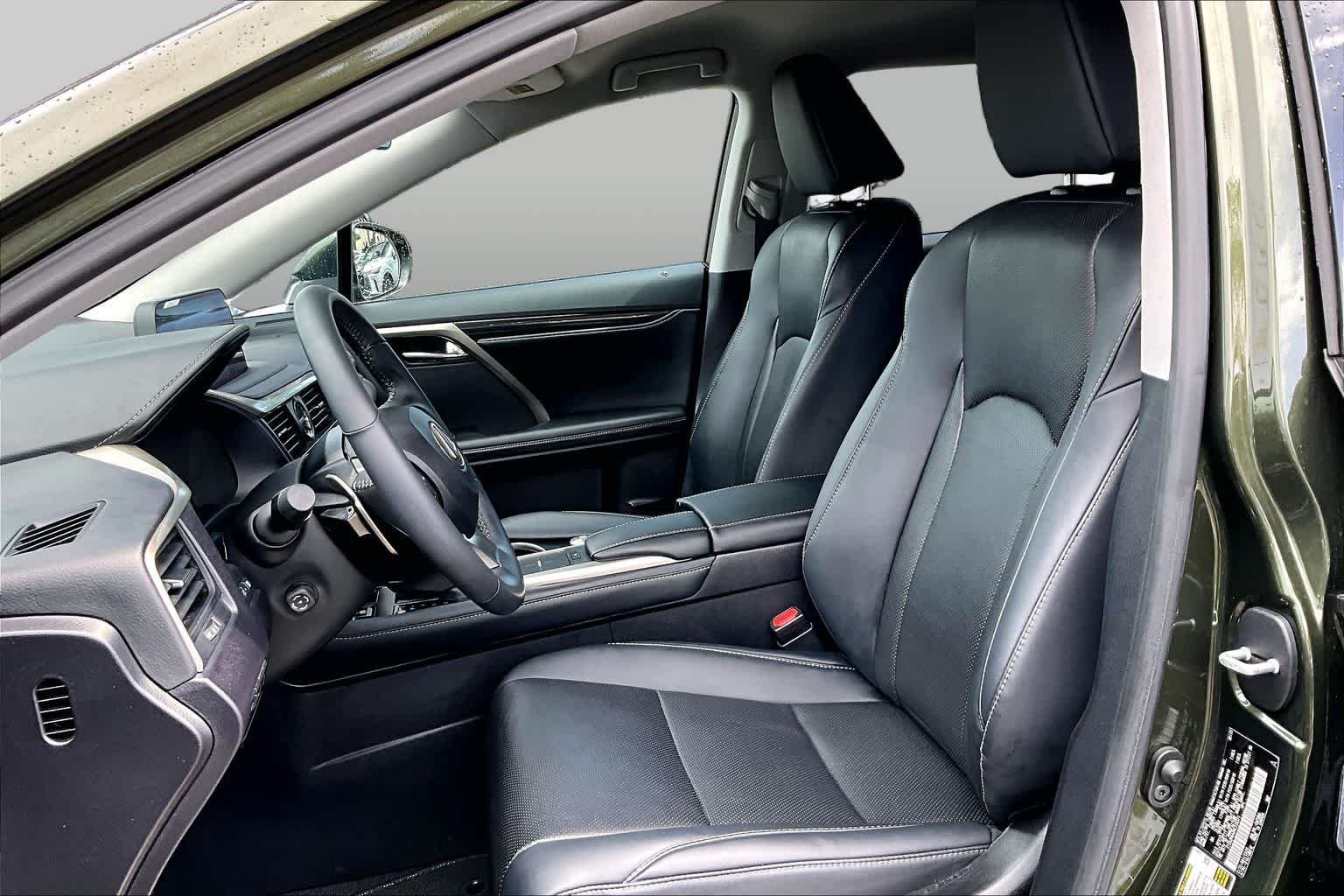 Used 2022 Nori Green Pearl Lexus  image 8