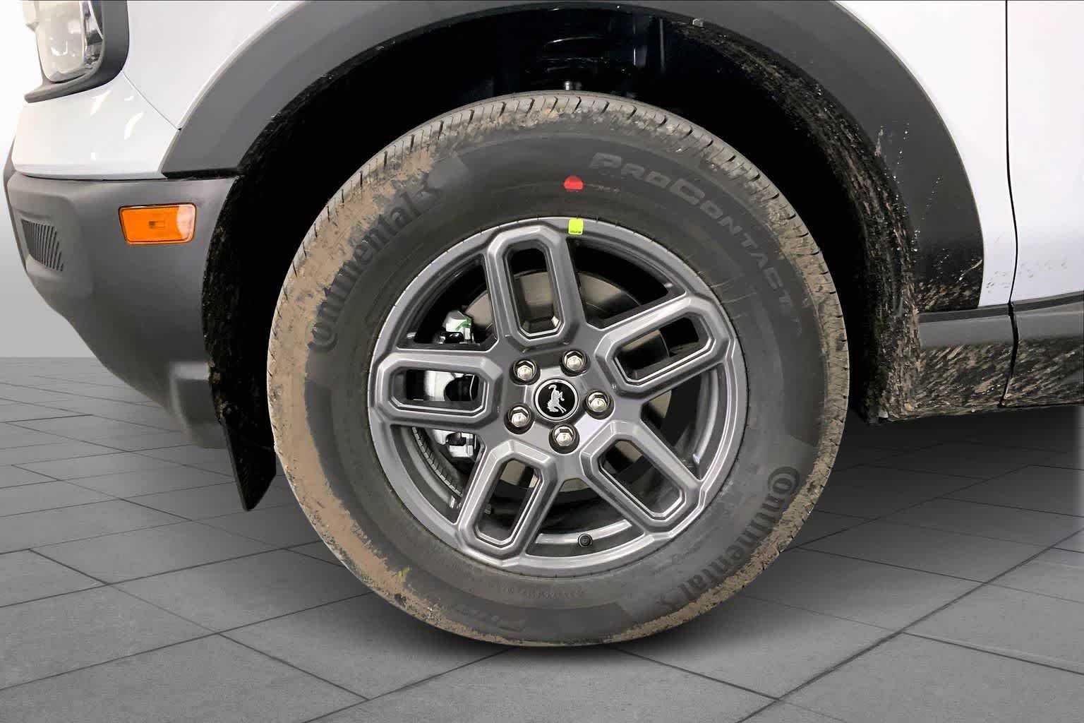 New 2026 Space White Metallic Ford Big Bend® image 9