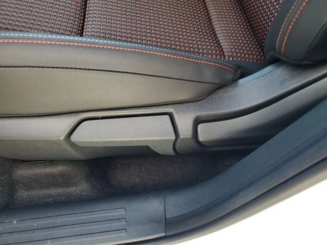 2026 Nissan KICKS SR - Photo 12