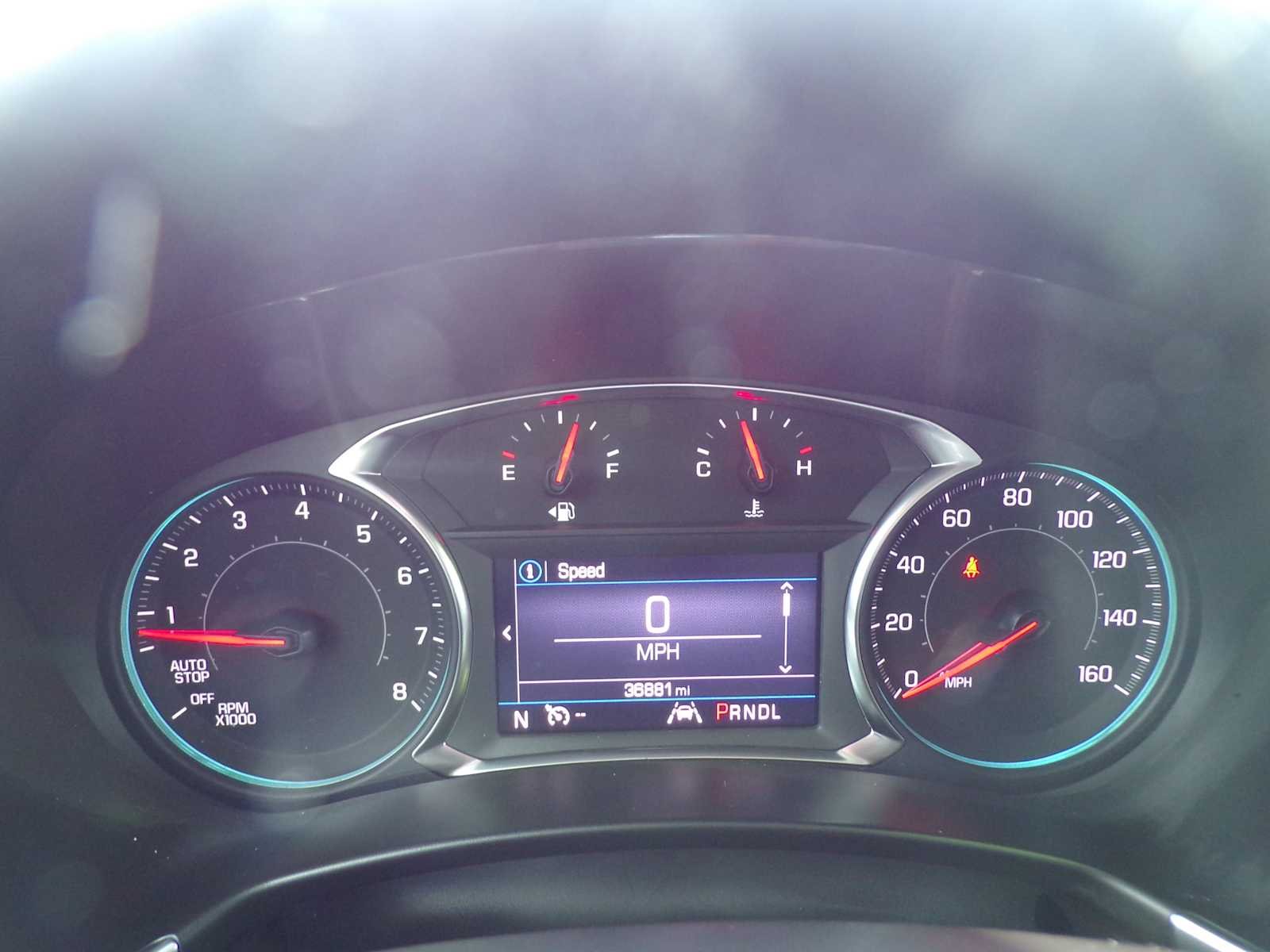 Used 2024 Summit White Chevrolet LT image 11