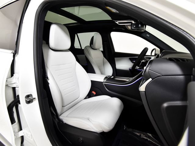 New 2026 Polar White Mercedes-Benz GLC 300 image 70