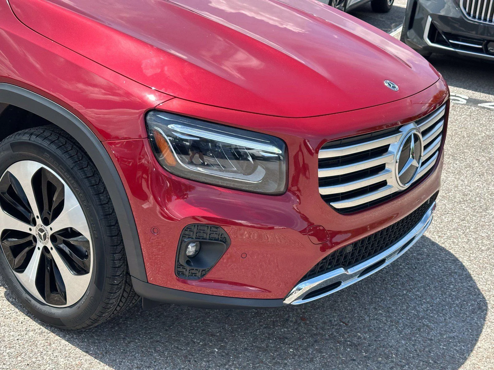 Used 2024  Mercedes-Benz GLB 250 image 9