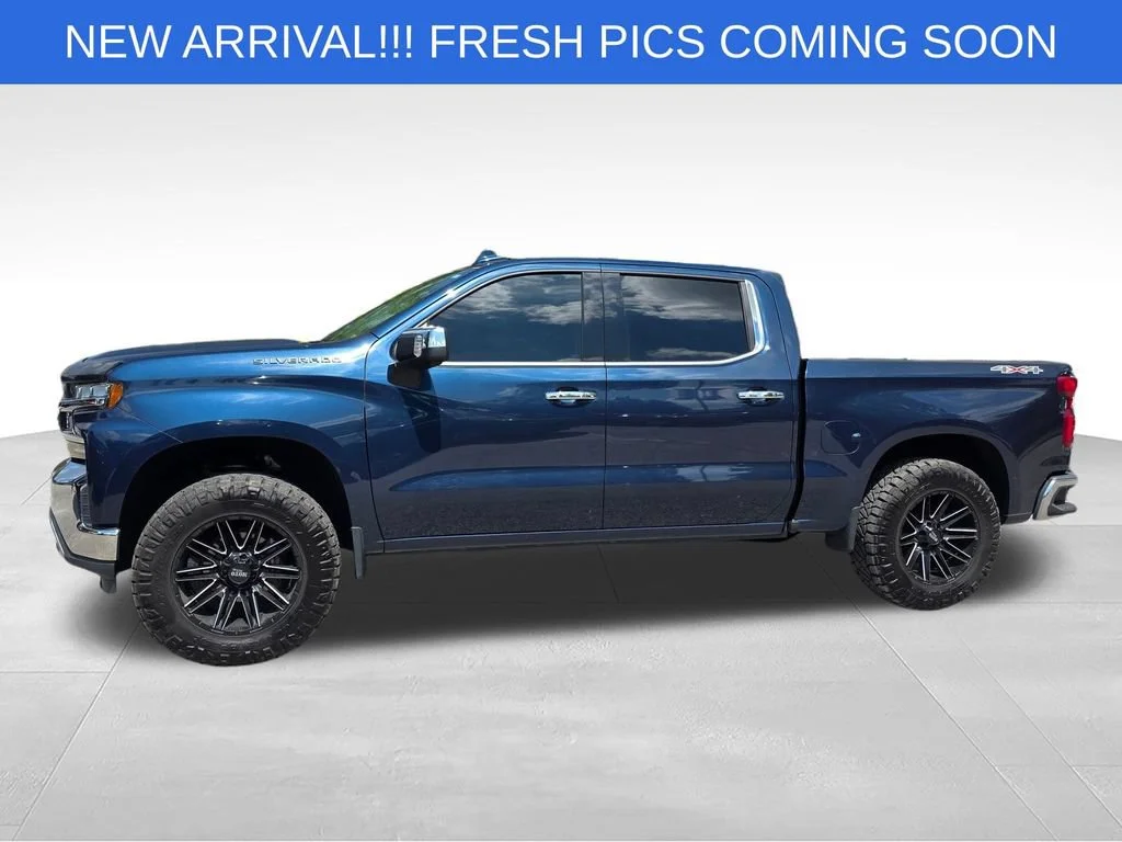 Used 2019 NORTHSKY BLUE METALLIC Chevrolet LTZ image 3
