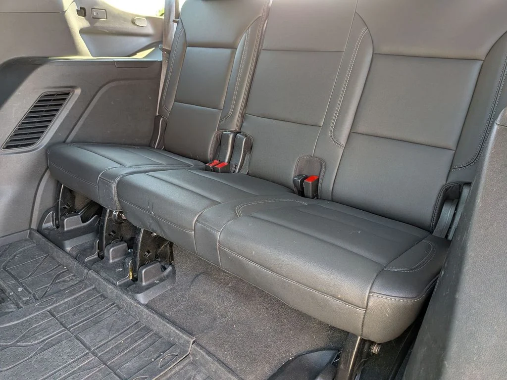 Used 2022 White Chevrolet LT image 25