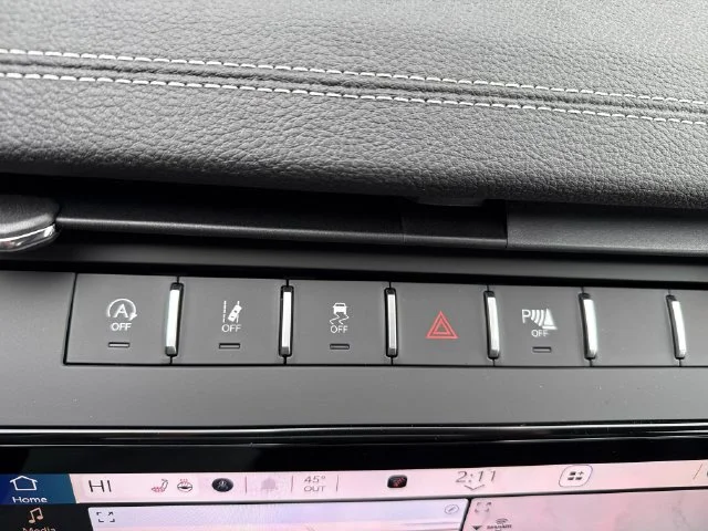 New 2026 Gray Jeep Altitude image 21