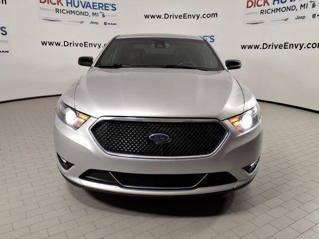 Used 2018 Ford Taurus SHO with VIN 1FAHP2KT6JG118585 for sale in Richmond, MI