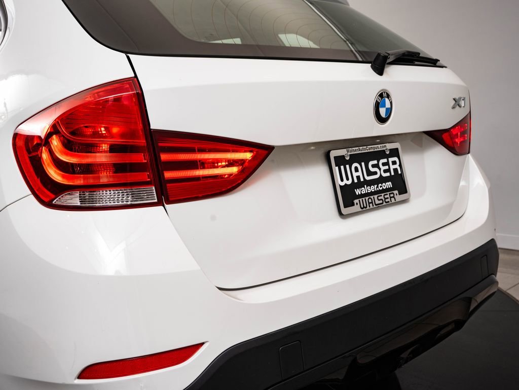 Used 2014 Alpine White BMW xDrive28i image 18