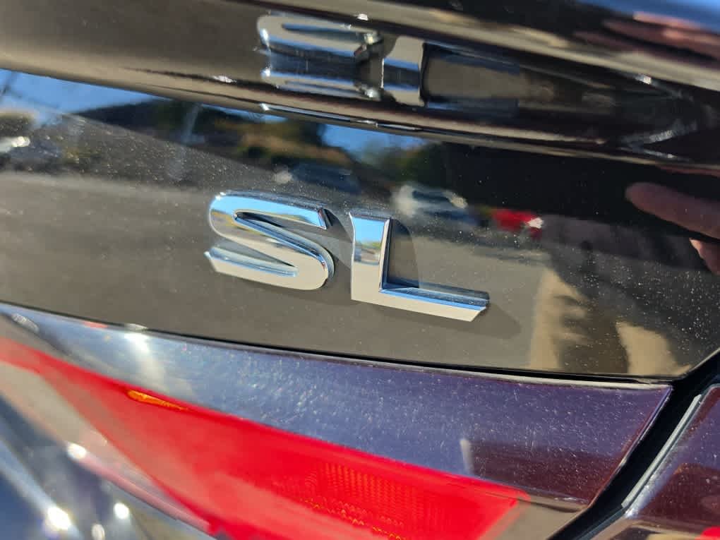 Used 2019 Super Black Nissan 2.5 SL image 8