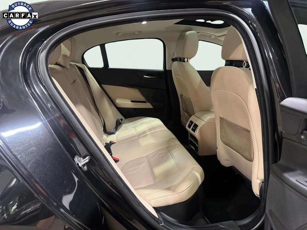 Used 2019  Jaguar 25t Prestige image 25