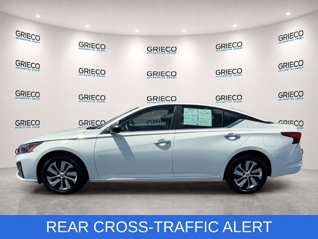 Used 2025 White Nissan 2.5 S image 4