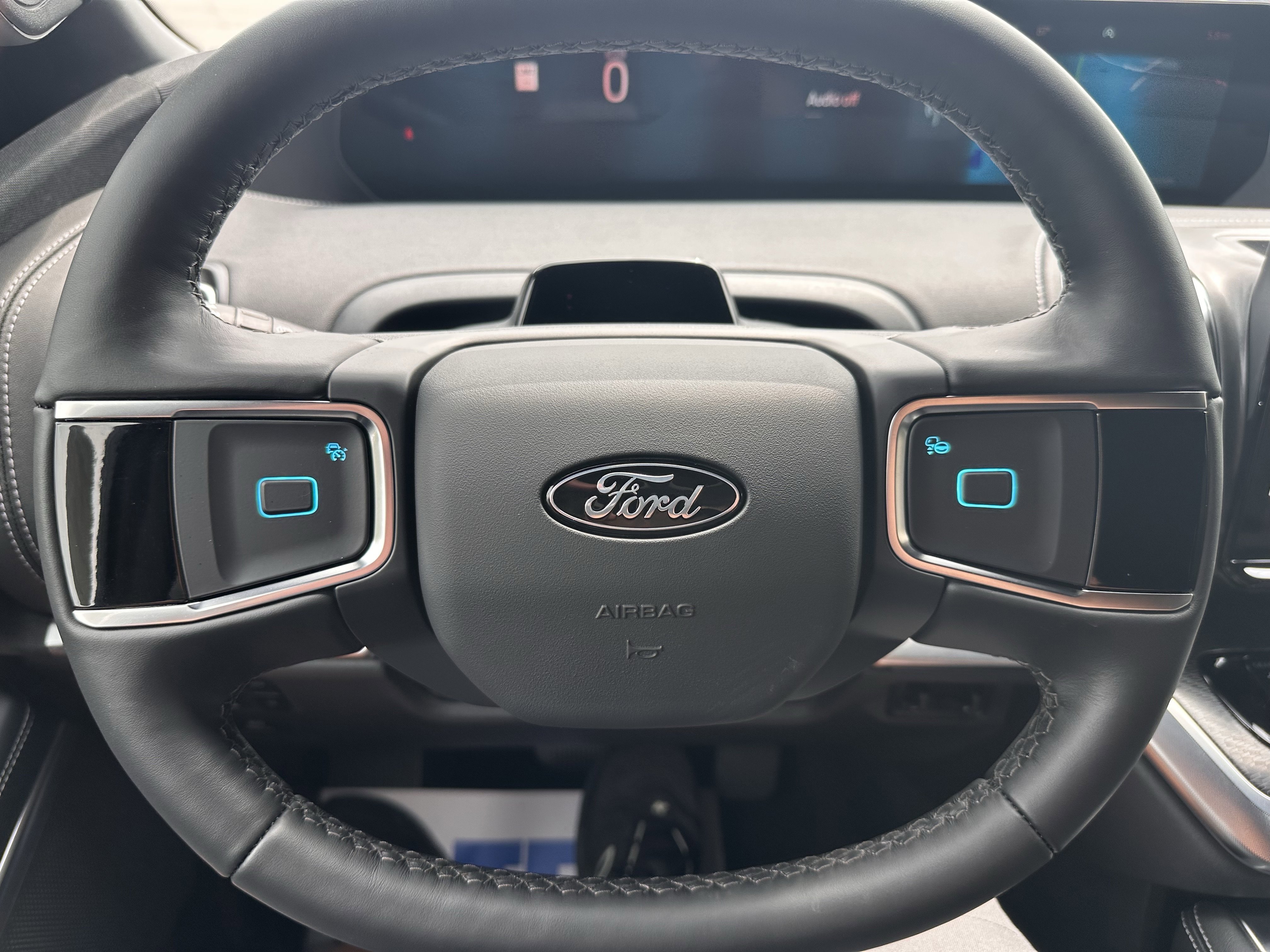 New 2026 Glacier Gray Metallic Tri-Coat Ford MAX Platinum® image 20