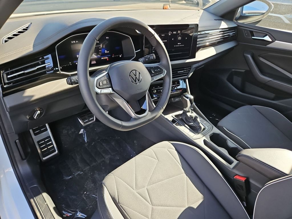New 2026 White Volkswagen 1.5T Sport image 9