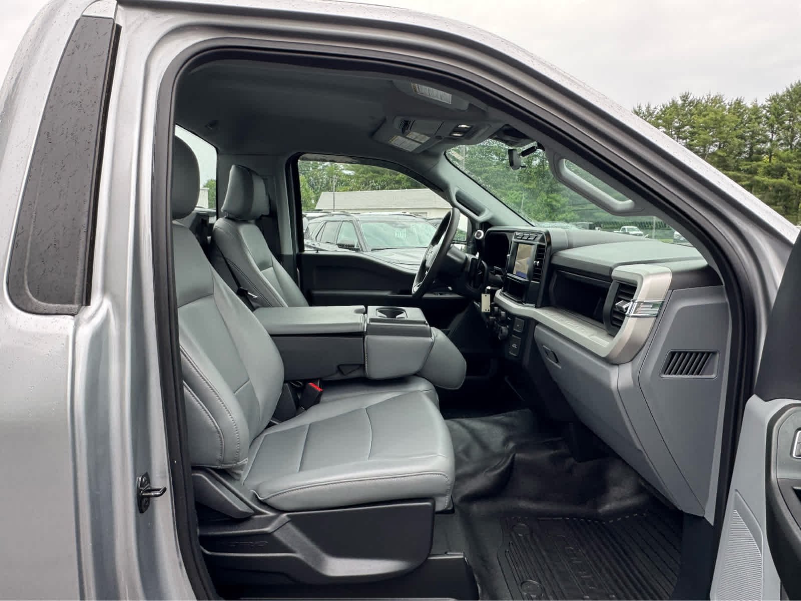 2024 Ford F-250 Super Duty XL - Photo 11