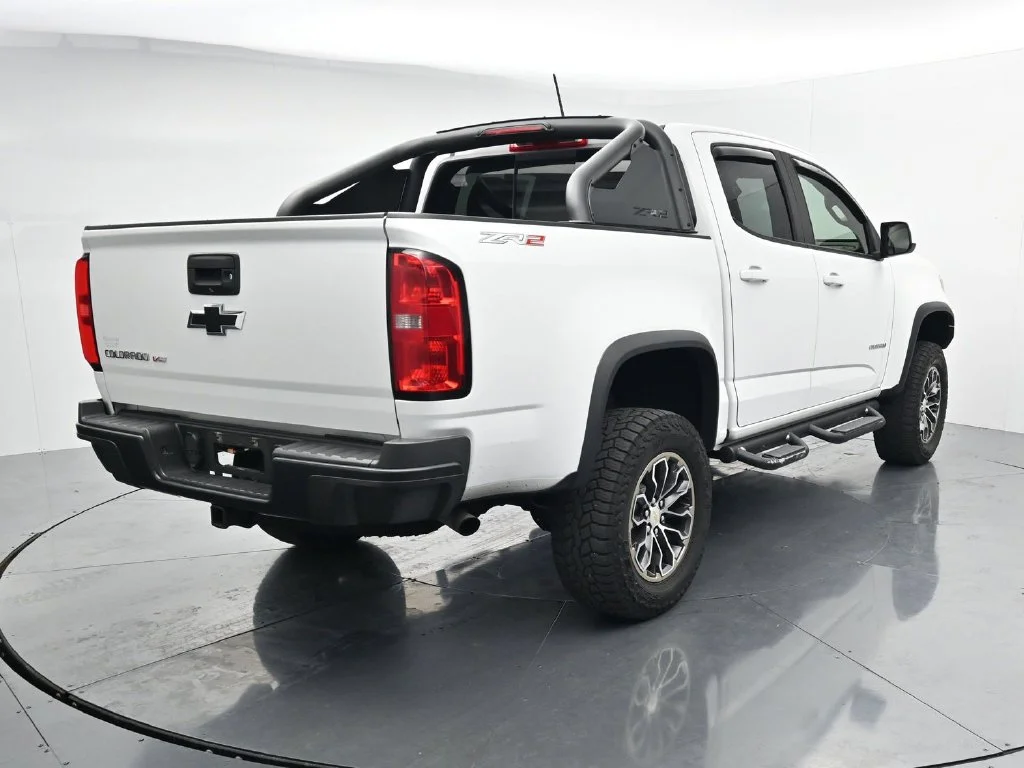Used 2019 White Chevrolet ZR2 image 6