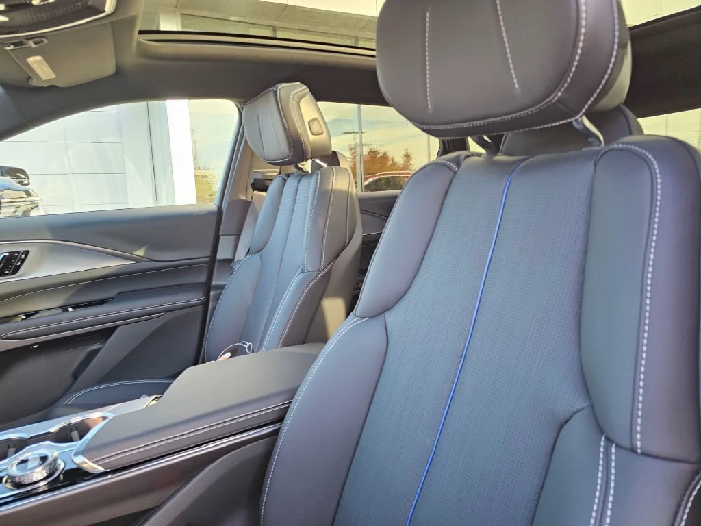 2027 Cadillac LYRIQ Sport - Photo 24
