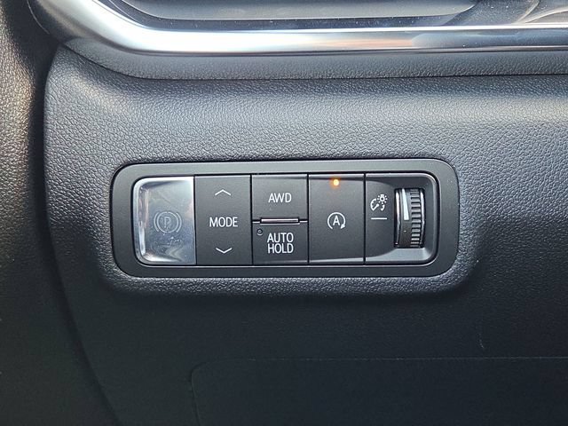 Used 2026 Rapids Metallic GMC Elevation image 8