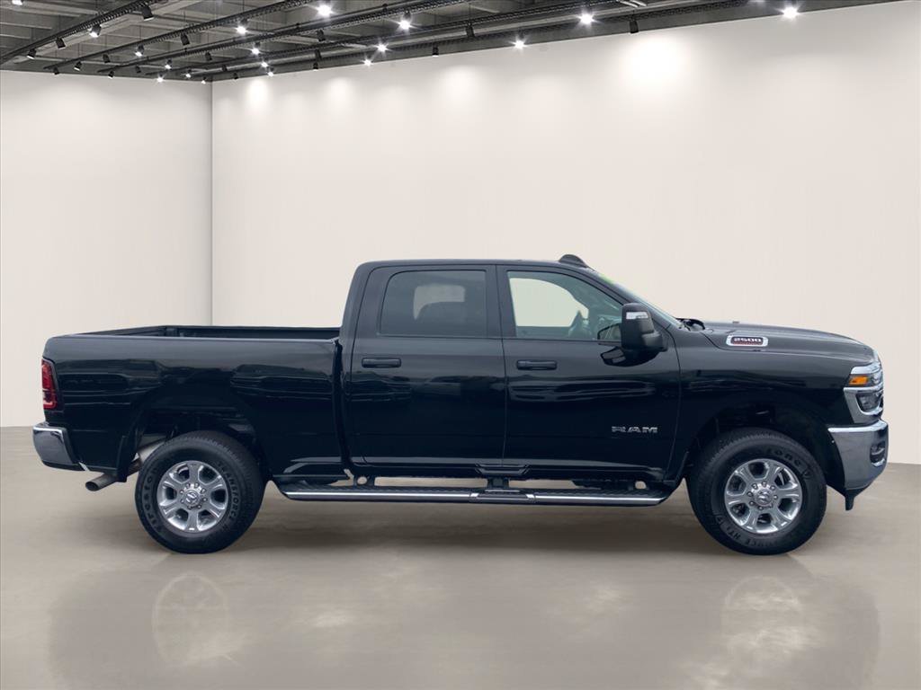 Used 2026 Diamond Black Crystal Pearlcoat Ram Big Horn image 8