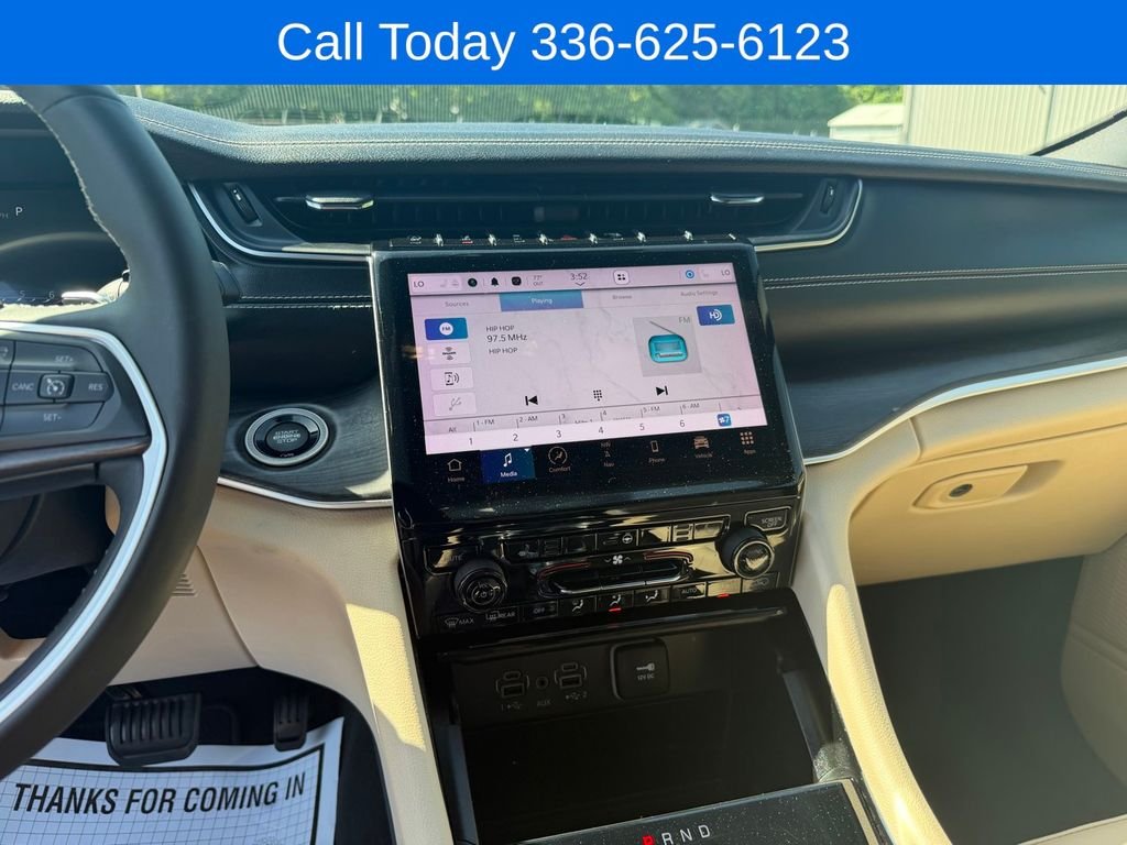 Used 2023 White Jeep Limited image 20