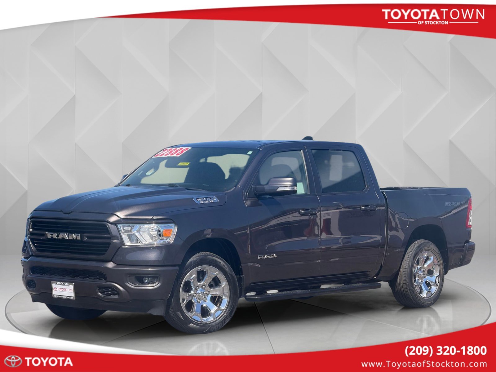 2020 RAM 1500 Big Horn/Lone Star 4x4 Crew Cab 5'7's photo