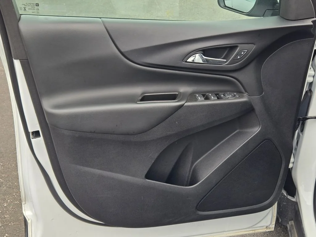 Used 2024 White Chevrolet LT image 19