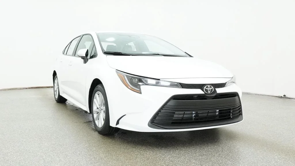 New 2026 Ice Cap Toyota LE image 7