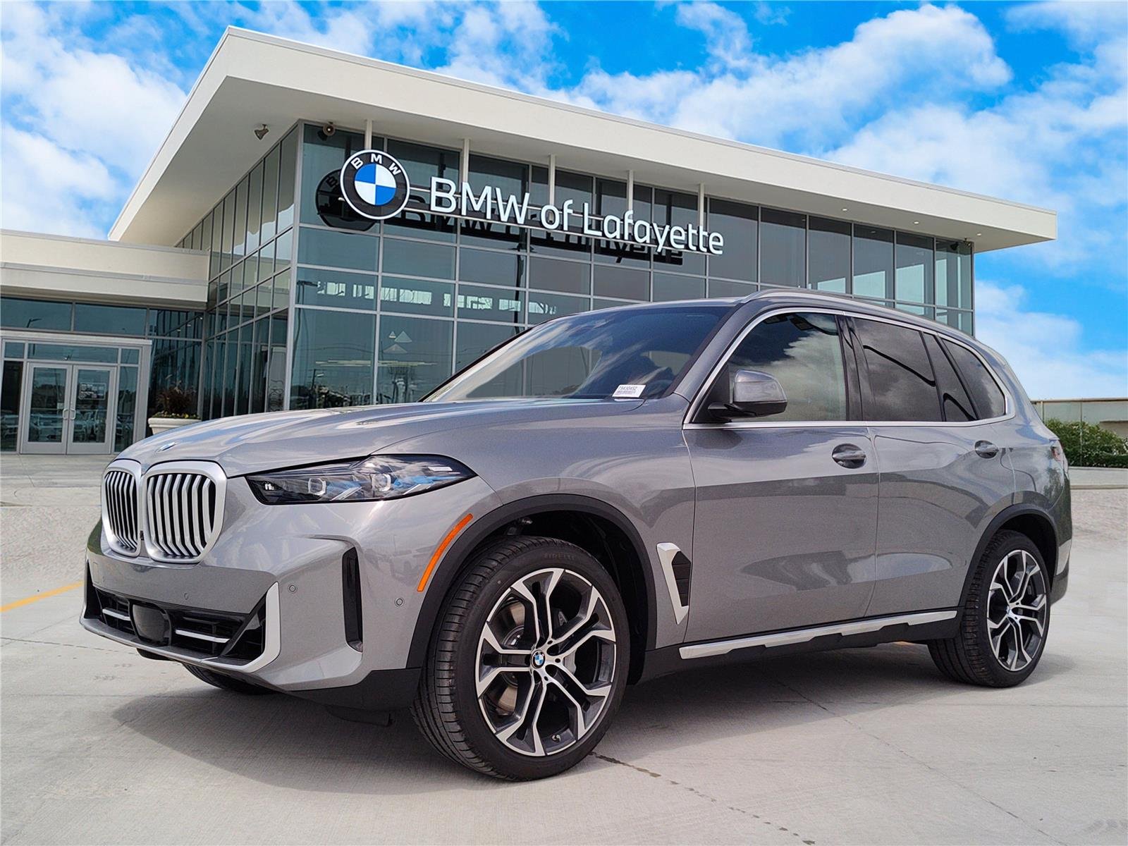 2026 BMW X5 sDrive40i's photo