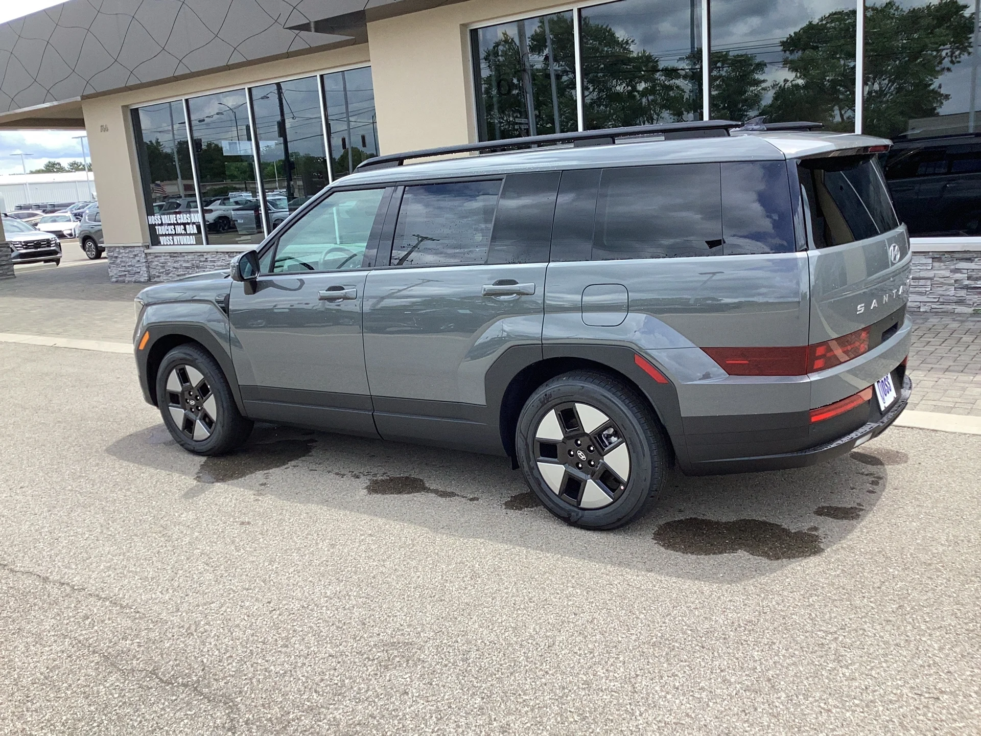New 2026 Hampton Gray Hyundai SEL image 11