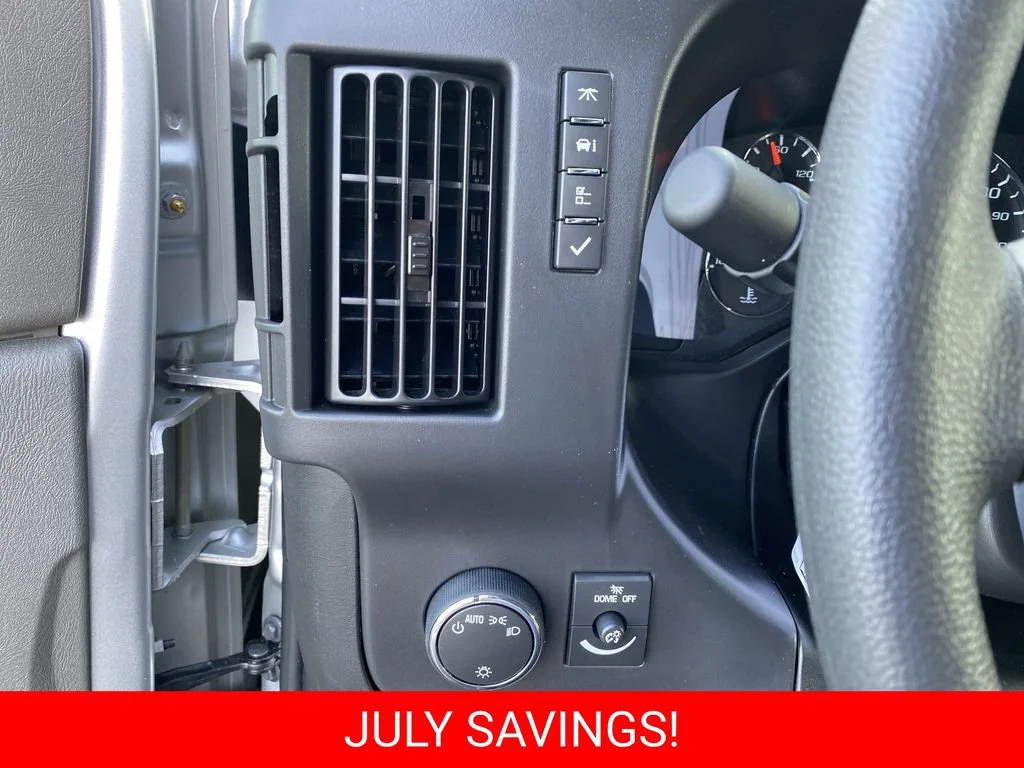 2025 Chevrolet Express Cargo Work Van - Photo 17