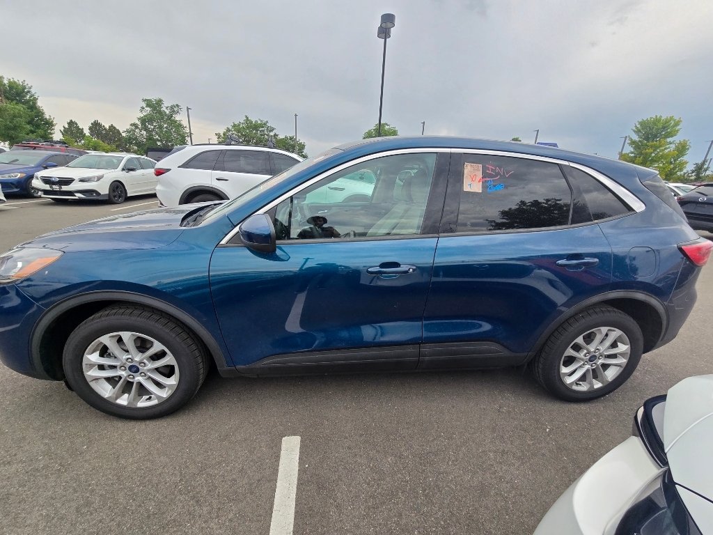 Used 2020 Dark Persian Green Metallic Ford SE image 12