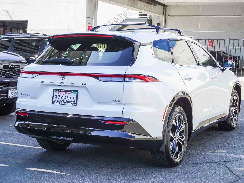 Used 2026 White Toyota XLE image 6