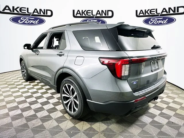New 2026 Ford Explorer ST-Line