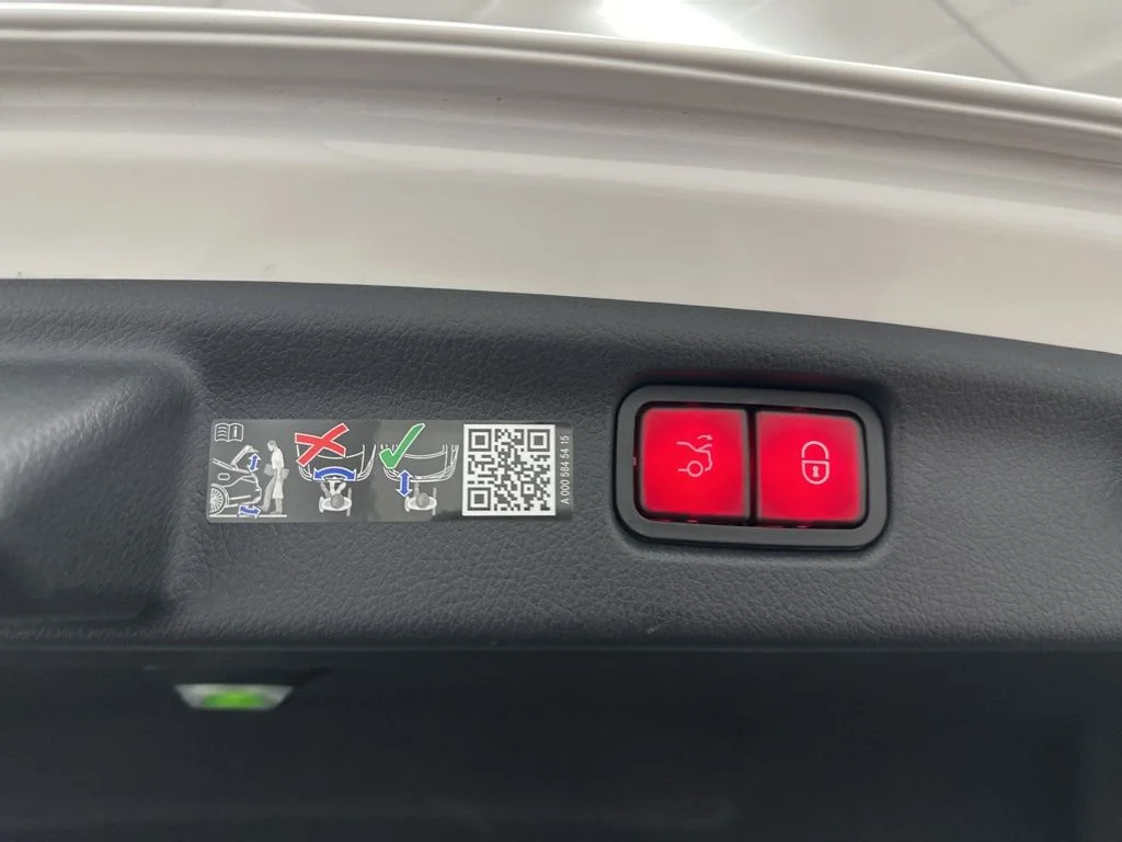 Certified Used 2026 White Mercedes-Benz C 300 image 25
