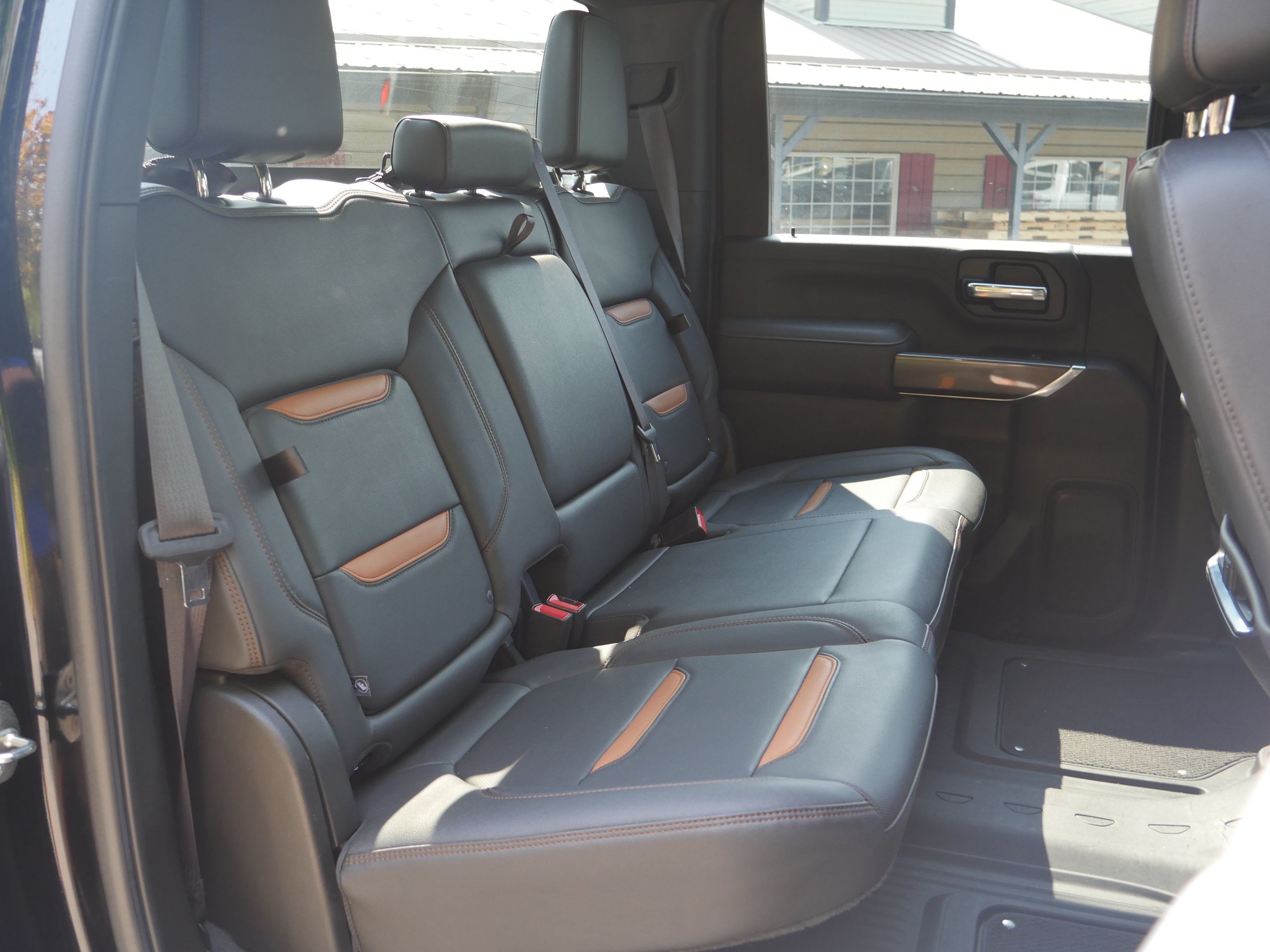 Used 2022 Onyx Black GMC AT4 image 26