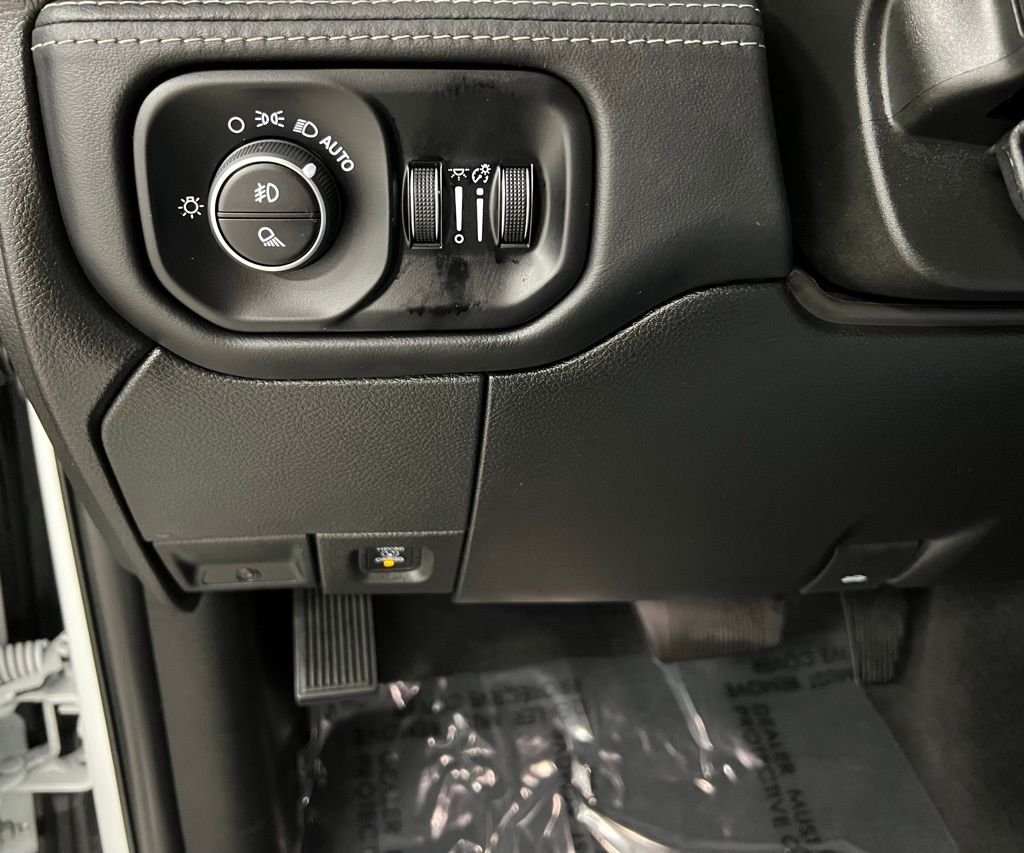 2024 RAM Ram 2500 Pickup Laramie Limited - Photo 37