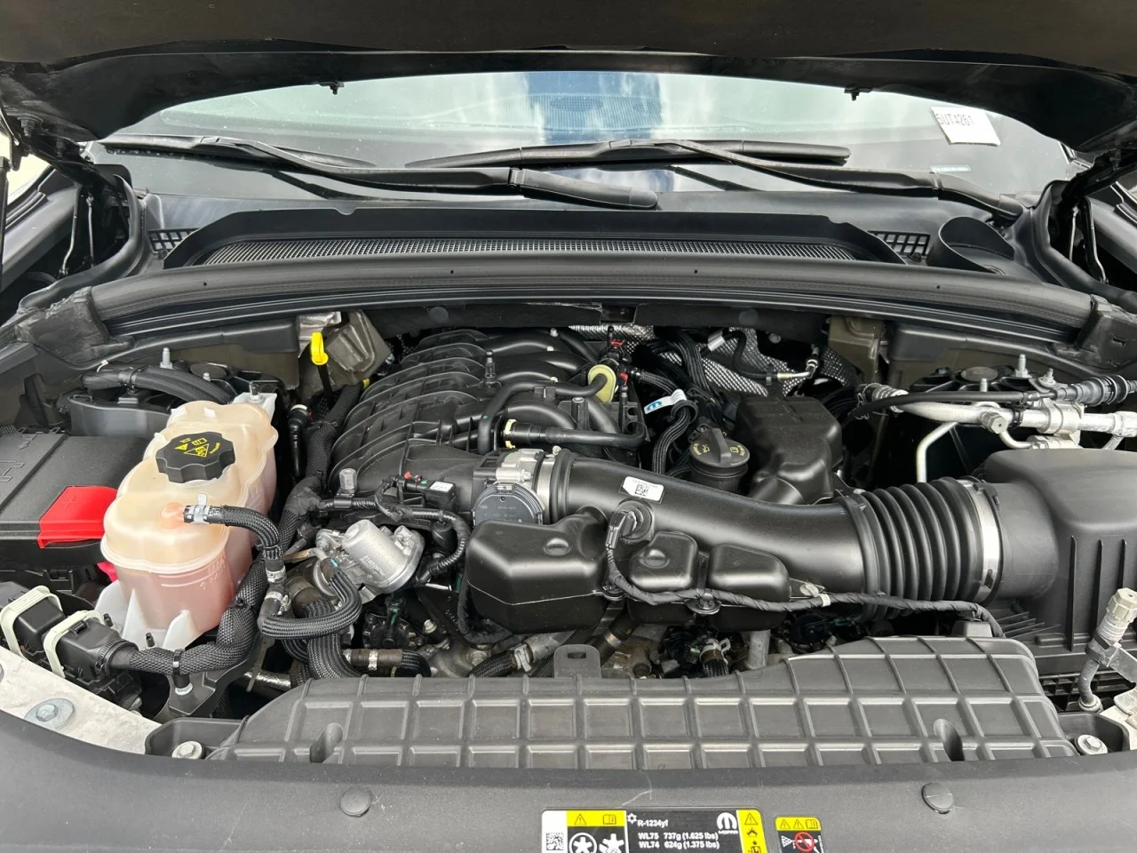 Used 2021  Jeep Limited image 8