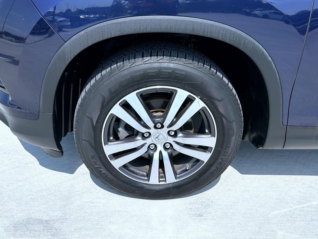 Used 2018 Blue Honda EX-L image 25