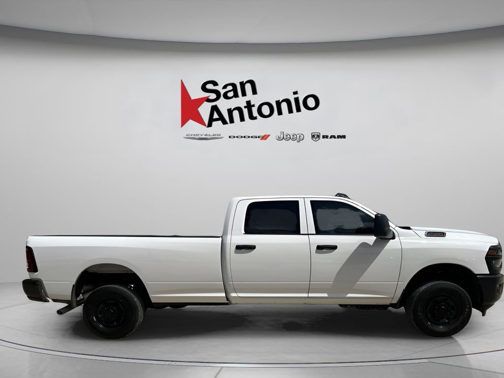 New 2026 Bright White Clearcoat RAM Tradesman image 19