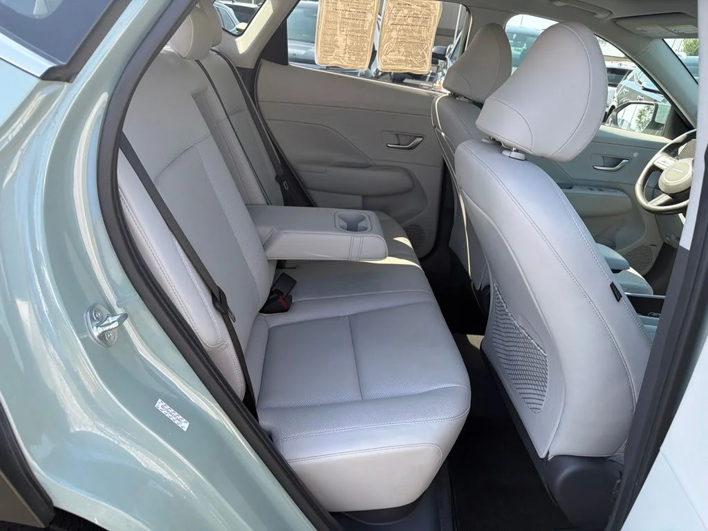 Used 2024 Green Hyundai Limited image 19