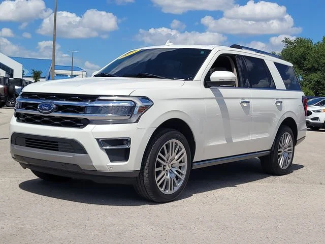Used 2022 White Ford Limited image 36