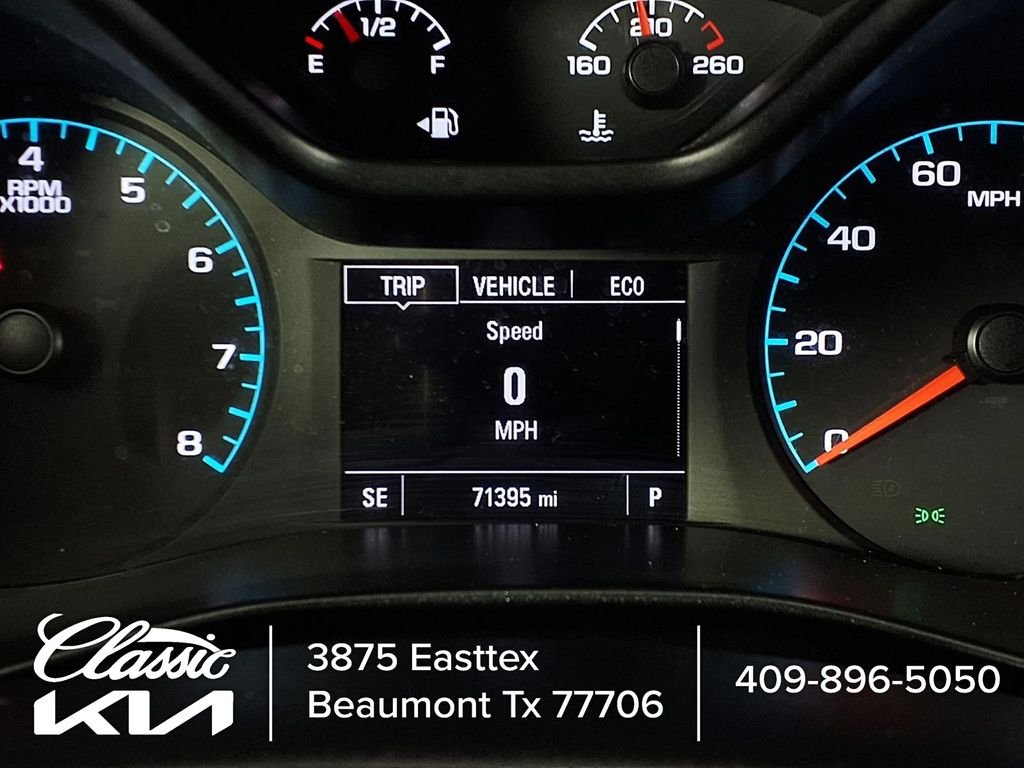 Used 2021 White Chevrolet LT image 17