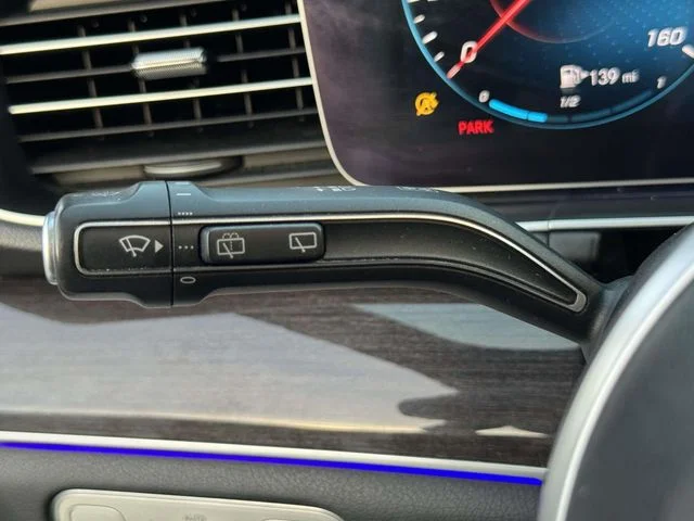 Used 2020 Silver Mercedes-Benz GLE 350 image 31
