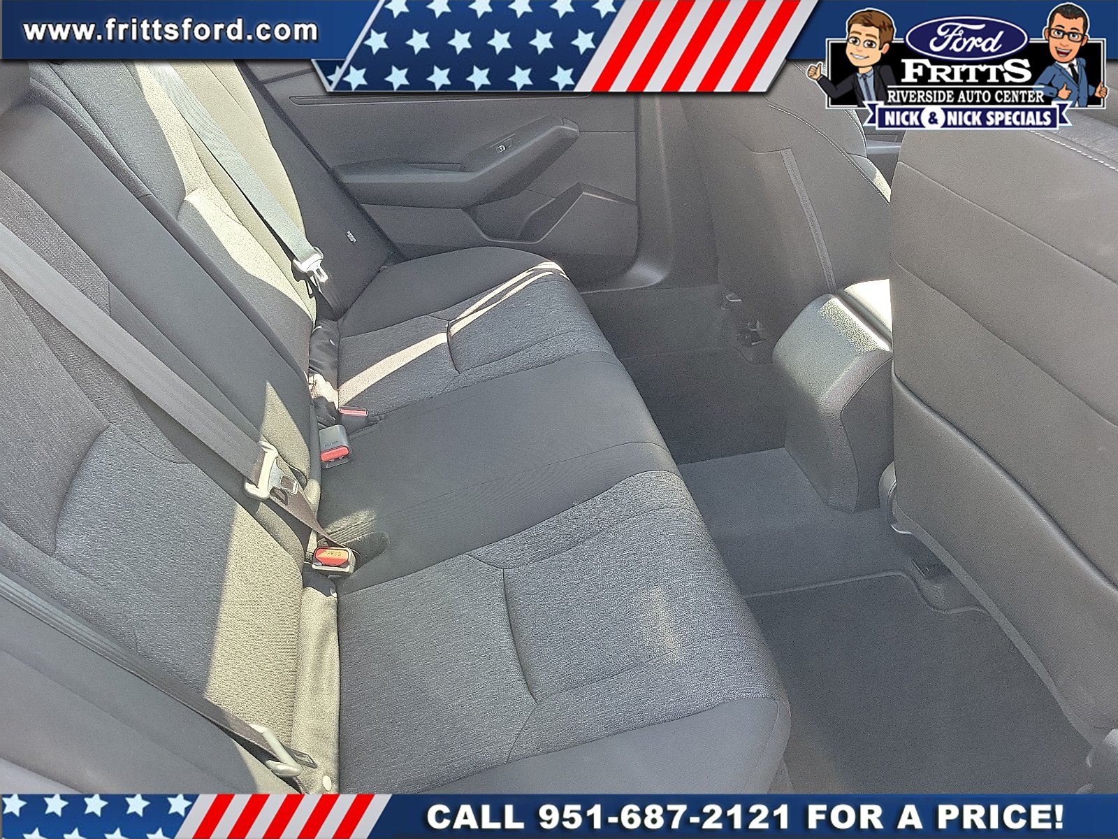 Certified Used 2024 Solar Silver Metallic Honda EX image 15