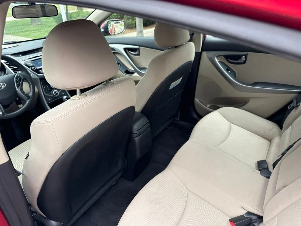 Used 2014 Red Hyundai SE image 13