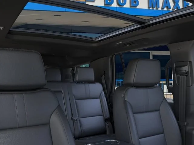 New 2026 Summit White Chevrolet RST image 24